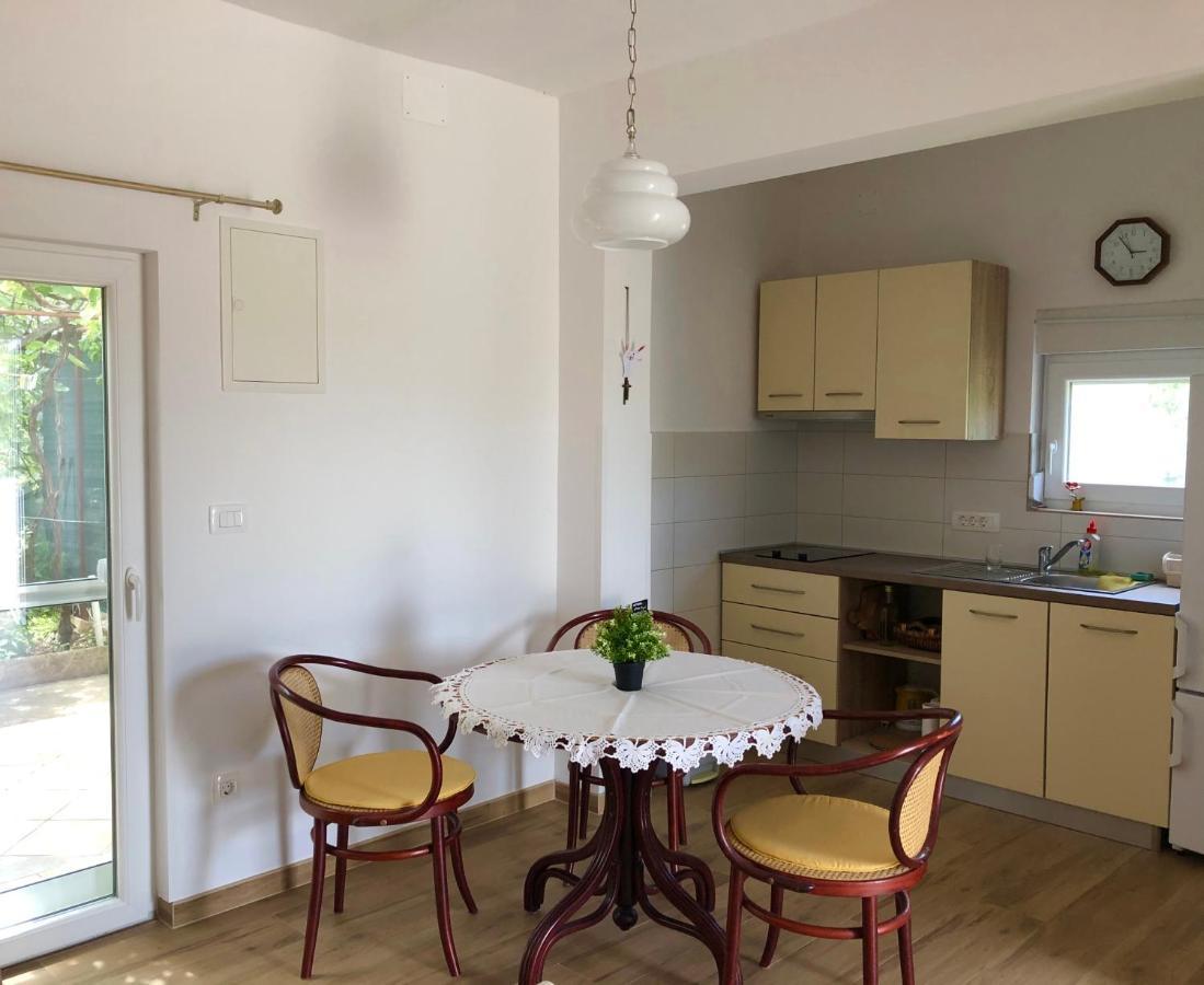 Apartmani Stellar Malinska Dış mekan fotoğraf